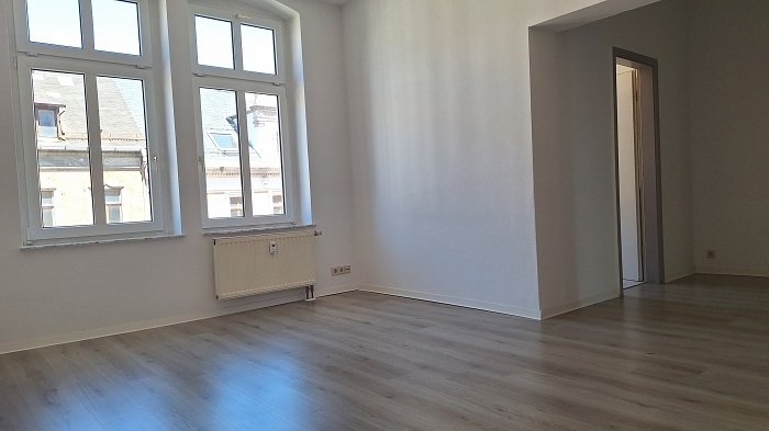 großzügige 3 Raumwohnung mit Balkon und Schlafzimmer hofseitig großzügige 3 Raumwohnung mit Balkon und Schlafzimmer hofseitig