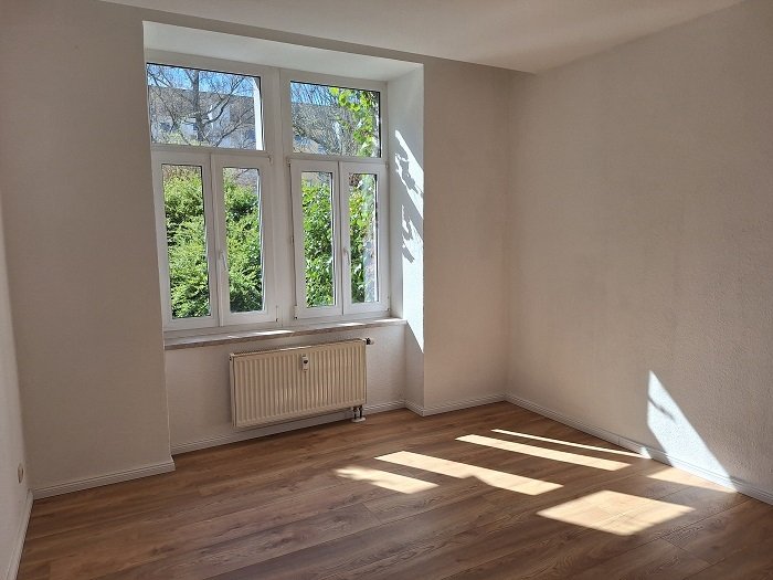 Hochparterrewohnung mit Erkerzimmer Hochparterrewohnung mit Erkerzimmer